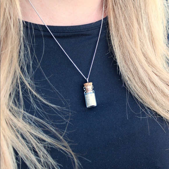 Sand Bottle Necklace - Picture 3 of 5